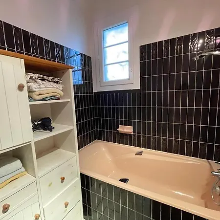 Landaise Charmante Pour 6 Pers Avec Grand Jardin - - Fr-1-413-211 *